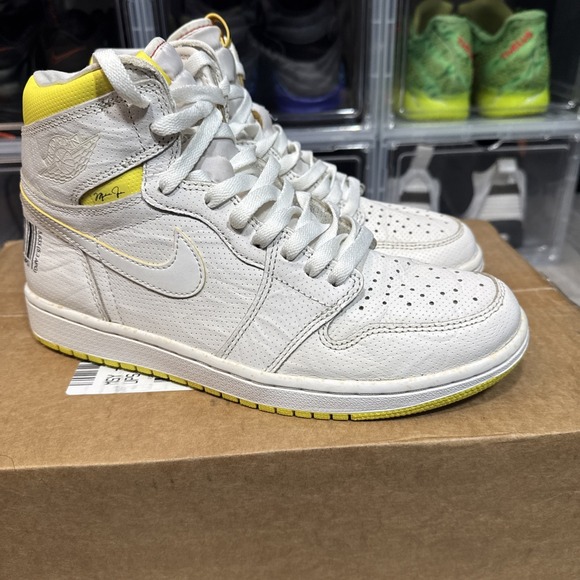 Jordan Other - Nike air Jordan 1 Retro High - First Class Flight - size 8.5 men